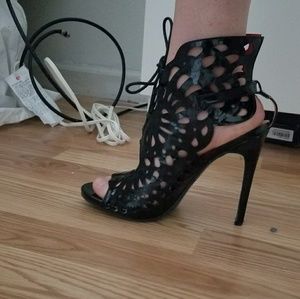 Butterfly heels